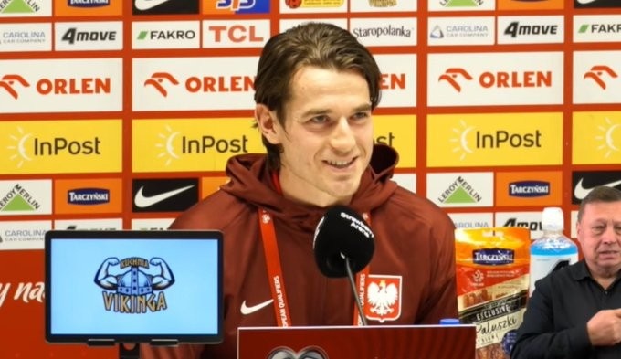 开云app下载-卡明斯基：我们明明是表现更好的一方却输了，波兰每个人问心无愧